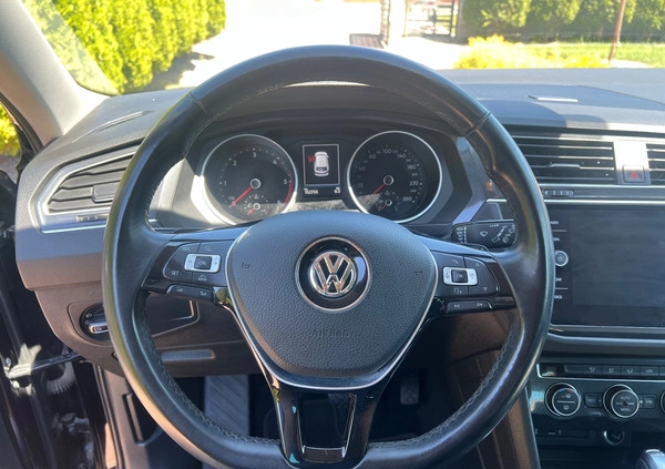 Volkswagen Tiguan cena 82500 przebieg: 152734, rok produkcji 2017 z Jastrzębie-Zdrój małe 704